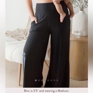 Black comfy maternity pants